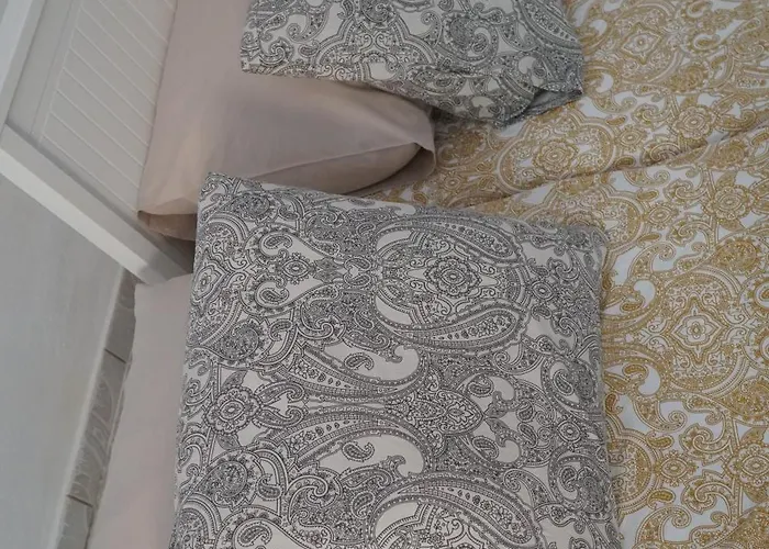 Sofia's House Посиди